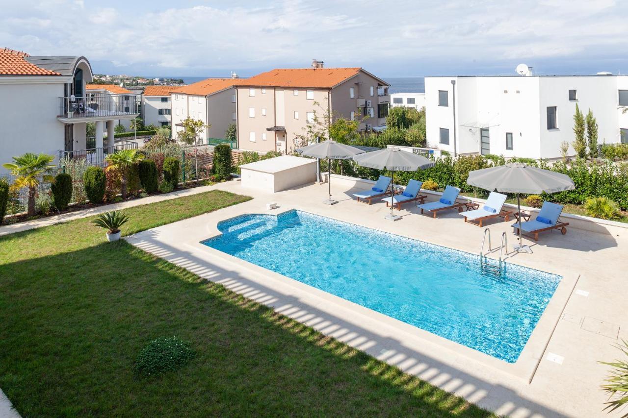 Luxury Apartments Vila Carissa Malinska Exterior foto